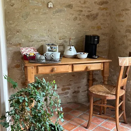 La Reboursiere Panzió Notre-Dame-du-Pe