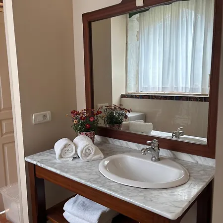 Panzió La Reboursiere Notre-Dame-du-Pe